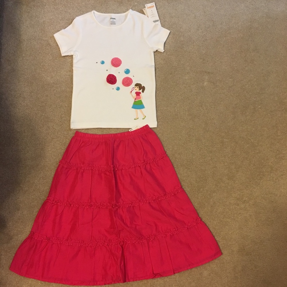 NWT Gymboree size 6. Girl w/bubbles ruffles